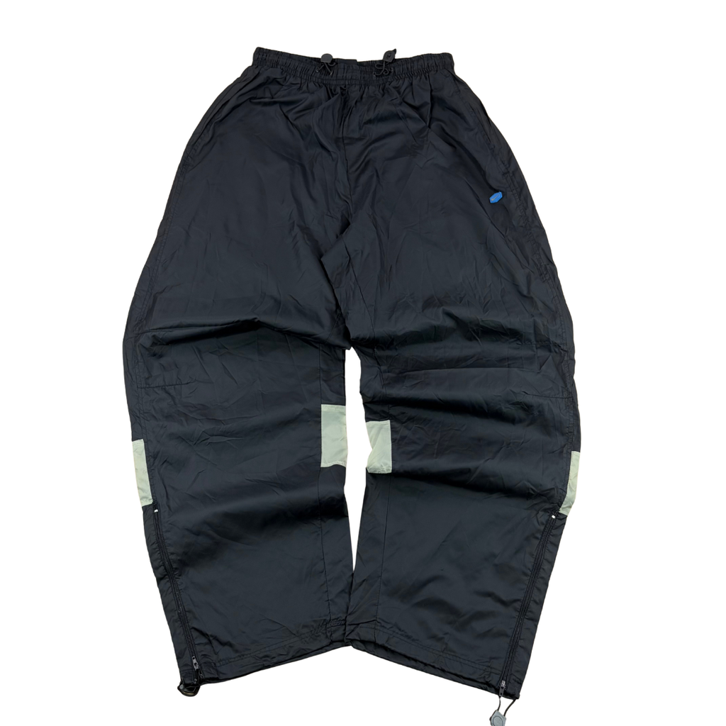 NIKE TRACK PANT (XL)