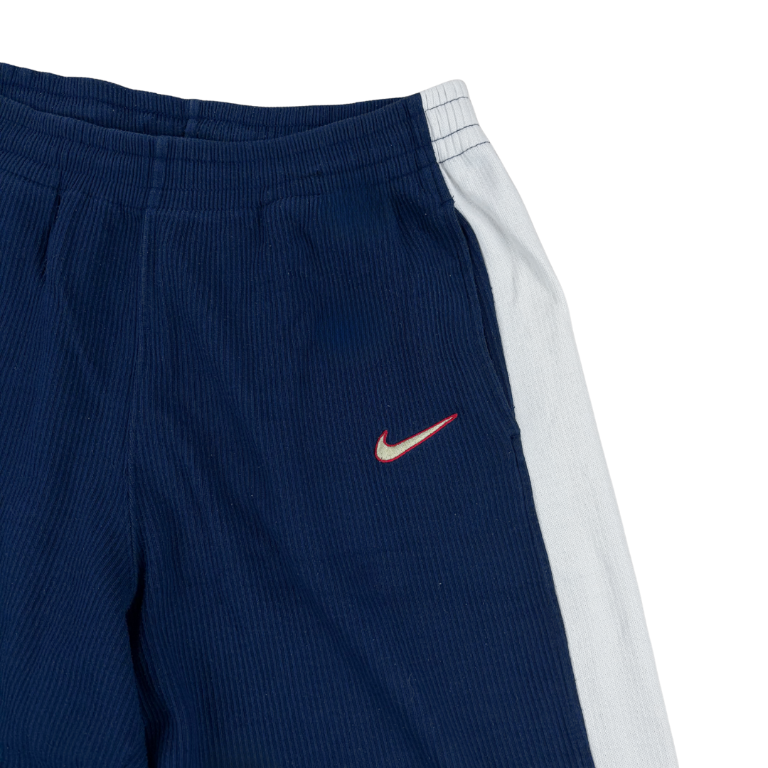 NIKE TRACK PANTS (L)