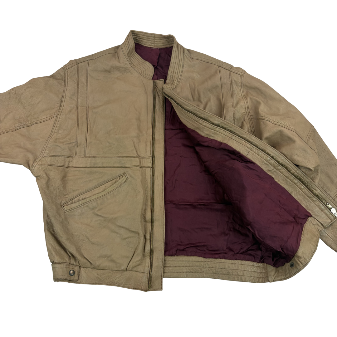 LEATHER JACKET (M)