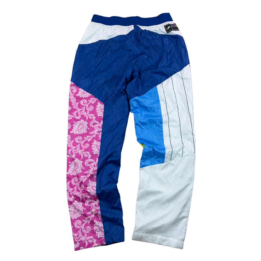 NIKE TRACK PANTS (M)