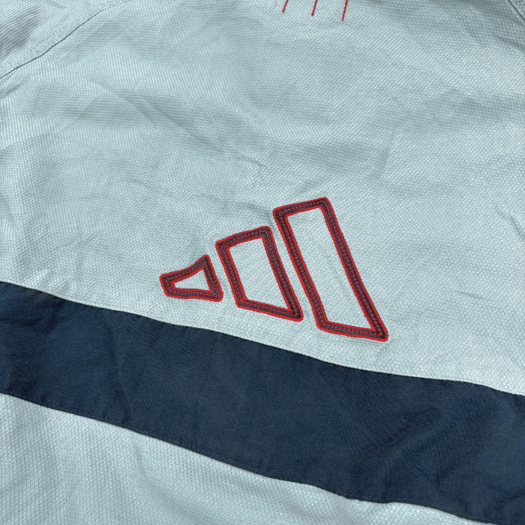 ADIDAS TRACK JAKET (L)